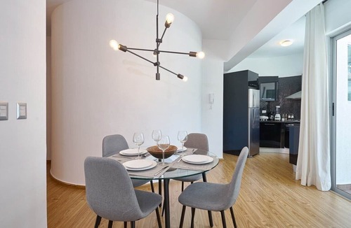 Downtown Santo Domingo House | 1BR apart, A/C, Wifi, Smart tv*Piantini-YellowKey