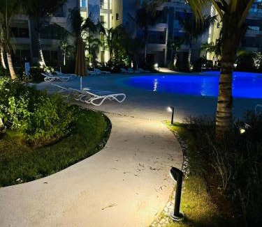 Dominicus Apartment | 1BR Tracadero Lodge, beach access & full amenities