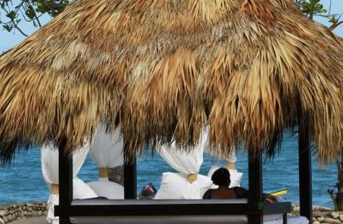 Puerto Plata Villa | 2-Bedroom Luxury Villa in Lovely Puerto Plata with AC, WiFi sleeps 8!