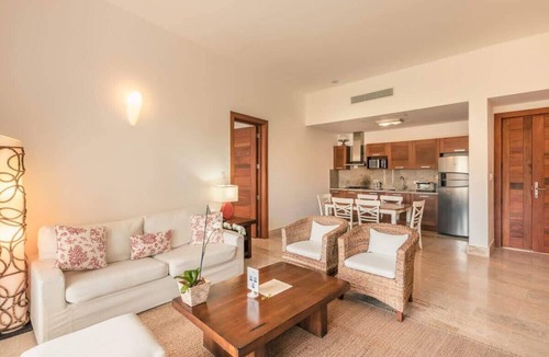Las Terrenas Apartment | 2br Apt 5 guests Balcony & Jacuzzi Sublime