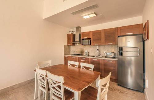 Las Terrenas Apartment | 2br Apt 5 guests Balcony & Jacuzzi Sublime