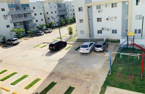 La Romana Apartment | 3-bedroom apartment in marvelous La Romana with WiFi, AC