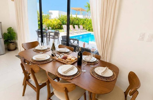 Playa Chiquita House | 3BD Villa in SOV | Private Pool & Peaceful Retreat