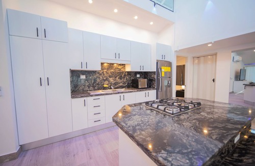 El Batey Apartment | 3BR Luxury Penthouse, 300m From Beach!
