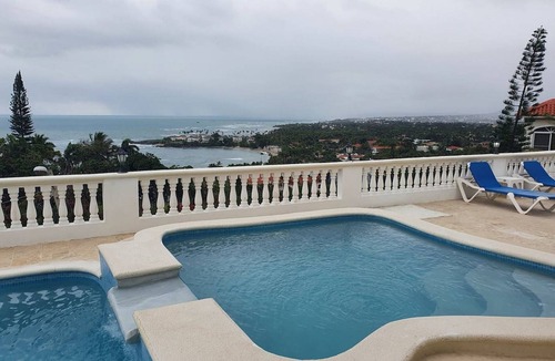 Cofresi Villa | 7BD panoramic hilltop villa with sea views, infinity pool, cable TV/internet/AC