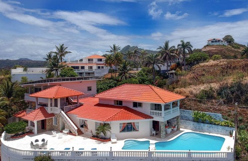 Cofresi Villa | 7BD panoramic hilltop villa with sea views, infinity pool, cable TV/internet/AC
