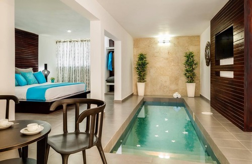 Villas Ana Maria Hotel | Ahnvee Resort Adults Only