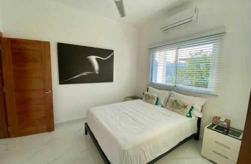 Rio San Juan Apartment | Apartamento B2 Parqueo céntrico Playa a 100 mts