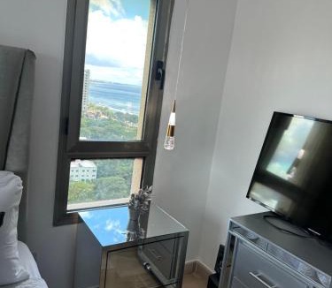 San Geronimo Apartment | Apartamento Milagro con vista Mar y la ciudad en el Malecón Santo Domingo