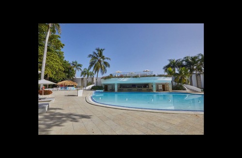 Puerto Plata Apartment | Apartamento moderno con playa y piscina exclusiva, en Playa Dorada