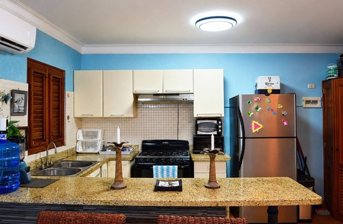 Guayacanes Condo | Apartamento + piscina +Playa privada Juan Dolio