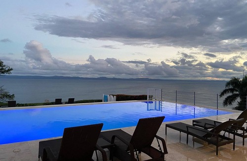 Punta Balandra Apartment | Apartamento Vista Mare 12-201