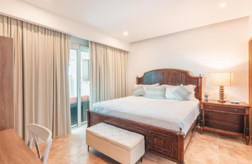 Cap Cana Marina Apartment | Apartment with pool and ocean view in Punta Palmera