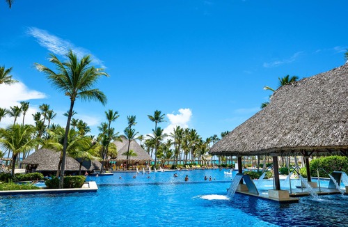 Playa Bibijagua Resort | Barceló Bávaro Palace - All Inclusive