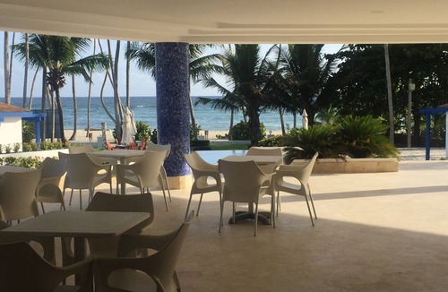 Villas Del Mar Apartment | BEACH FRONT CARIBBEAN GETAWAY!