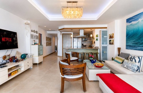 Villas Del Mar Apartment | Beachfront 11th Floor | King Bed | Panoramic Views