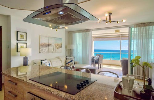 Villas Del Mar Apartment | Beachfront 6th Fl | Amazing View | Full Kitchen