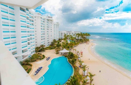 Villas Del Mar Apartment | Beachfront Apartment in Juan Dolio, Getaway Offer!