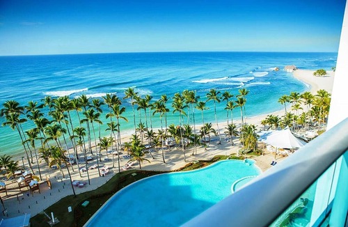 Villas Del Mar Apartment | Beachfront Apartment in Juan Dolio, Getaway Offer!