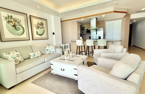 Villas Del Mar Apartment | Beachfront Bliss, Sea view and pools
