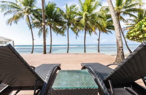 Juan Dolio - El Pueblo Apartment | Beachfront Condo w/Pool, Jacuzzi & Wi‑Fi