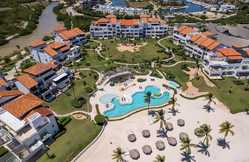 Cap Cana Marina Apartment | Beachfront Luxury Studio Sea view