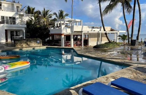 Cabarete Apartment | Beachfront Studio at Kite Beach | Walk-Out Access | Sleeps 4 | Fast WiFi