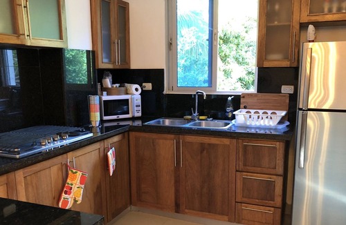 Gascue Apartment | Beautiful chic apartment steps away from Zona Colonia. All Amenities!