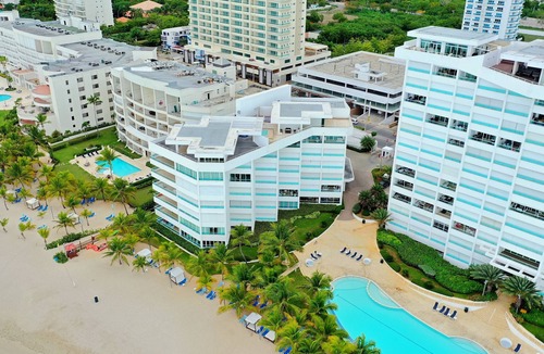 Villas Del Mar Apartment | Beautiful front beach penthouse