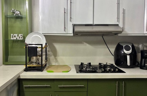 Cayetano Germosen Apartment | Brianny Hergoz Apartment Suite