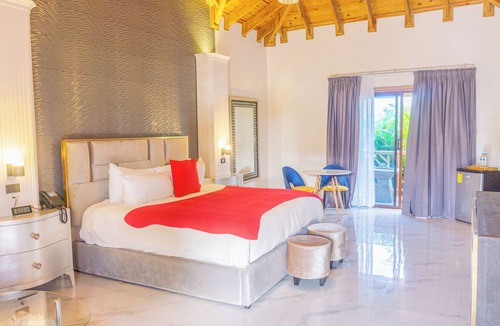 Boca Chica Hotel | Brunei Hotel Boutique
