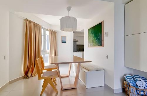 Juan Dolio - El Pueblo Apartment | Caribbean Golden Sunset View,1BDRM Beachfront Apt.