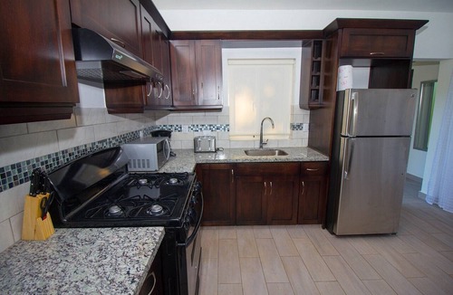 La Mulata Villa | Caribbean complex with 6 bedrooms, 2 pools, free shuttle van, AC/WiFi/Cable TV