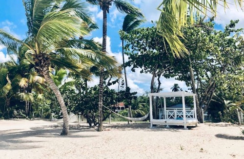 El Limon Villa | Casa Blanca | Staffed Beach Villa Sea Views Private Pool