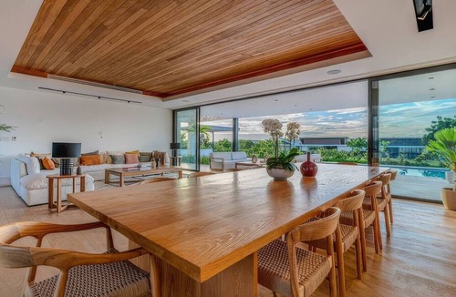 La Romana House | Casa Carina by Luxe Haus–Staff, Pool, Golf Carts