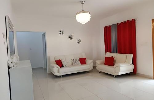 Montellano House | Casa cerca del aeropuerto.