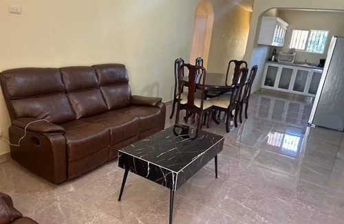 Urbanizacion Raul Ruiz House | Charming house with AC in picturesque Jarabacoa