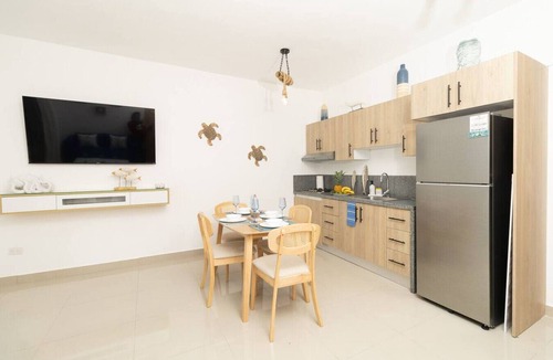 Los Melones Apartment | Chic 2BR Sunshine Bayahibe · Pool · Beach · Town Center · AC
