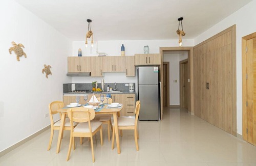 Los Melones Apartment | Chic 2BR Sunshine Bayahibe · Pool · Beach · Town Center · AC