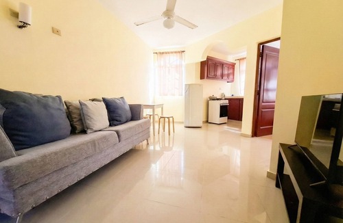 Costambar Apartment | Costambar Ocean Breeze - Beachfront Apartment with Pool