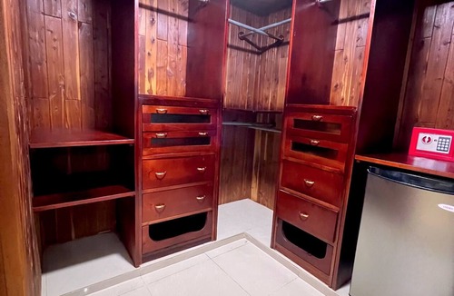 Miramar House | Costa Caribe Grand House 6 Bedrooms Near Malecón Santo Domingo