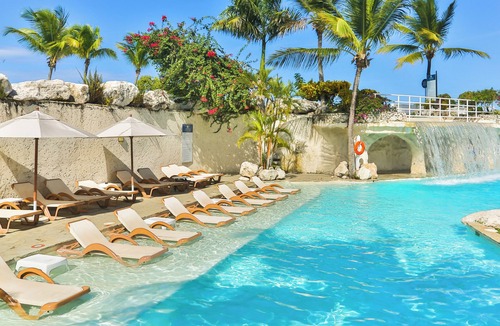 Puerto Plata Hotel | Cozy 2-bedroom hotel with WiFi, AC in charming Puerto Plata All