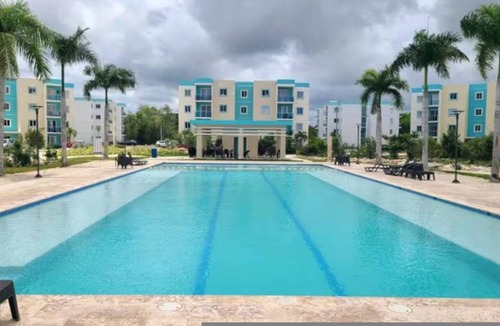 Veron Apartment | Cozy 2BR Apartment | Pool & Gated Community