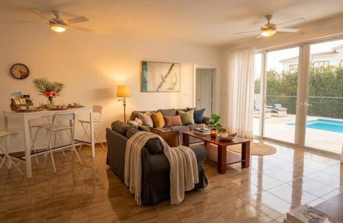 Playa Chiquita House | Cozy 2BR Villa in Ocean Village