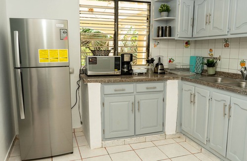 Samana House | Cozy house with 3 bedrooms, a 10-minute walk to the Samana boardwalk.