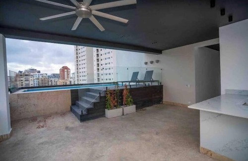 Downtown Santo Domingo Apartment | Deluxe 1 bedroom apartment with pool