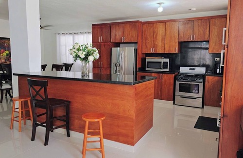 Imbert House | Discover this 3 bed charming country house in Llano de Perez, with AC included