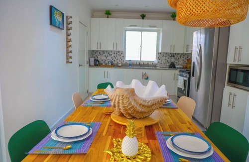 Residencial ROMANA House | Dolce Vita 3BR Pool + BBQ WIFI 5 Min Beach
