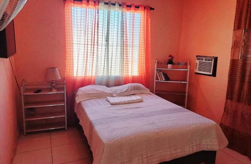 La Caleta House | Dona Beba Hostal