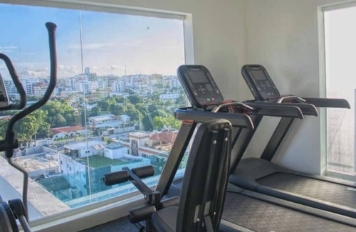 Downtown Santo Domingo Apartment | Downtown area with a pool and gym in Santo Domingo